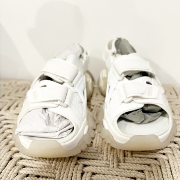 BALENCIAGA SANDALS SIZE 38 - Picture 8 of 9